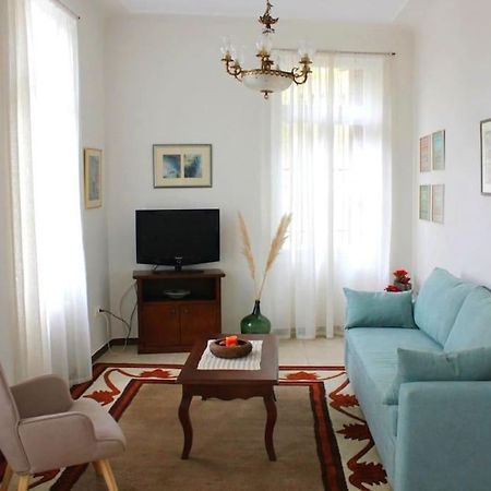 Calliope'S Neoclassical Home In The Heart Of Plaka أثينا المظهر الخارجي الصورة