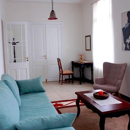 Calliope'S Neoclassical Home In The Heart Of Plaka أثينا المظهر الخارجي الصورة